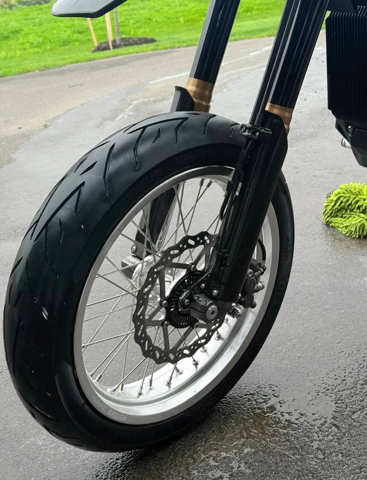 Surron Ultra Bee 17" Supermoto Wheelset - Black/Chrome Finish